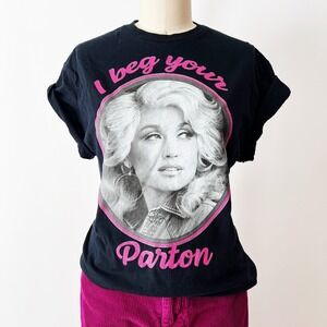 Dolly Parton Graphic Tee Black I Beg Your Parton Shirt M Gildan Dollywood